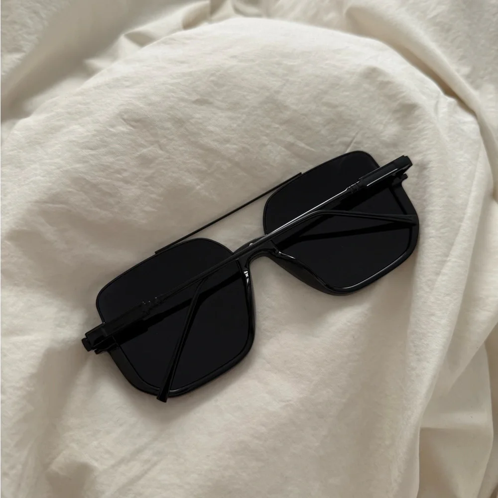 Aviator sunglasses black